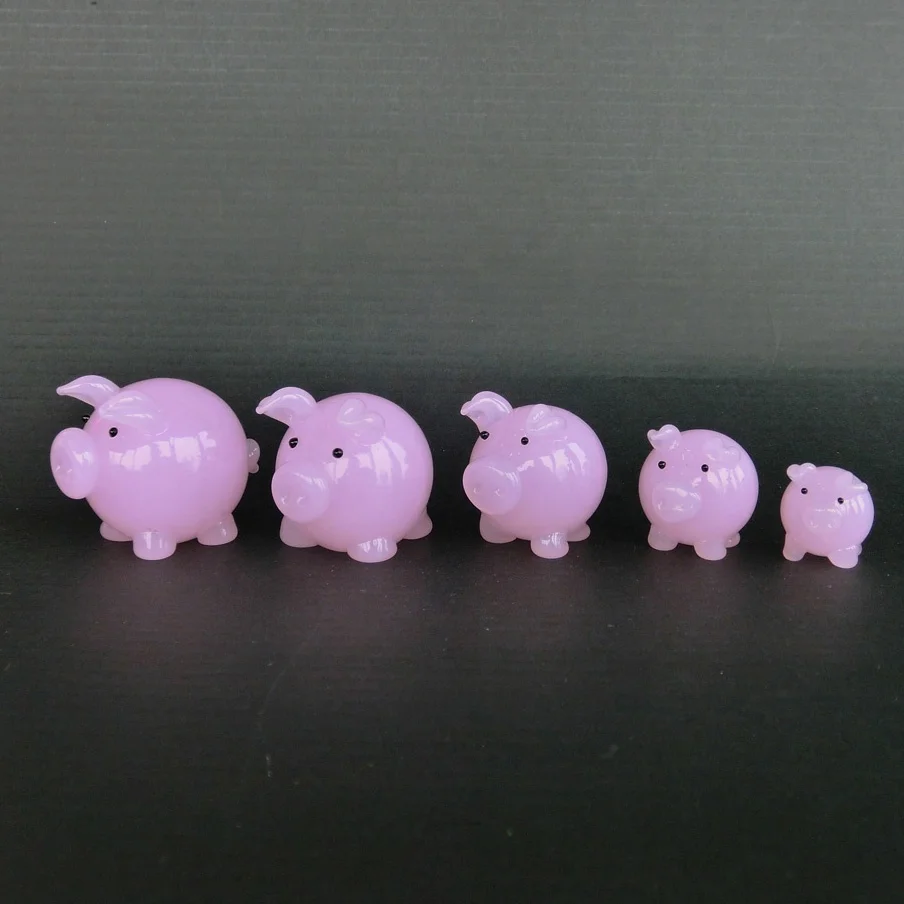 Lampwork miniature glass pig figurines