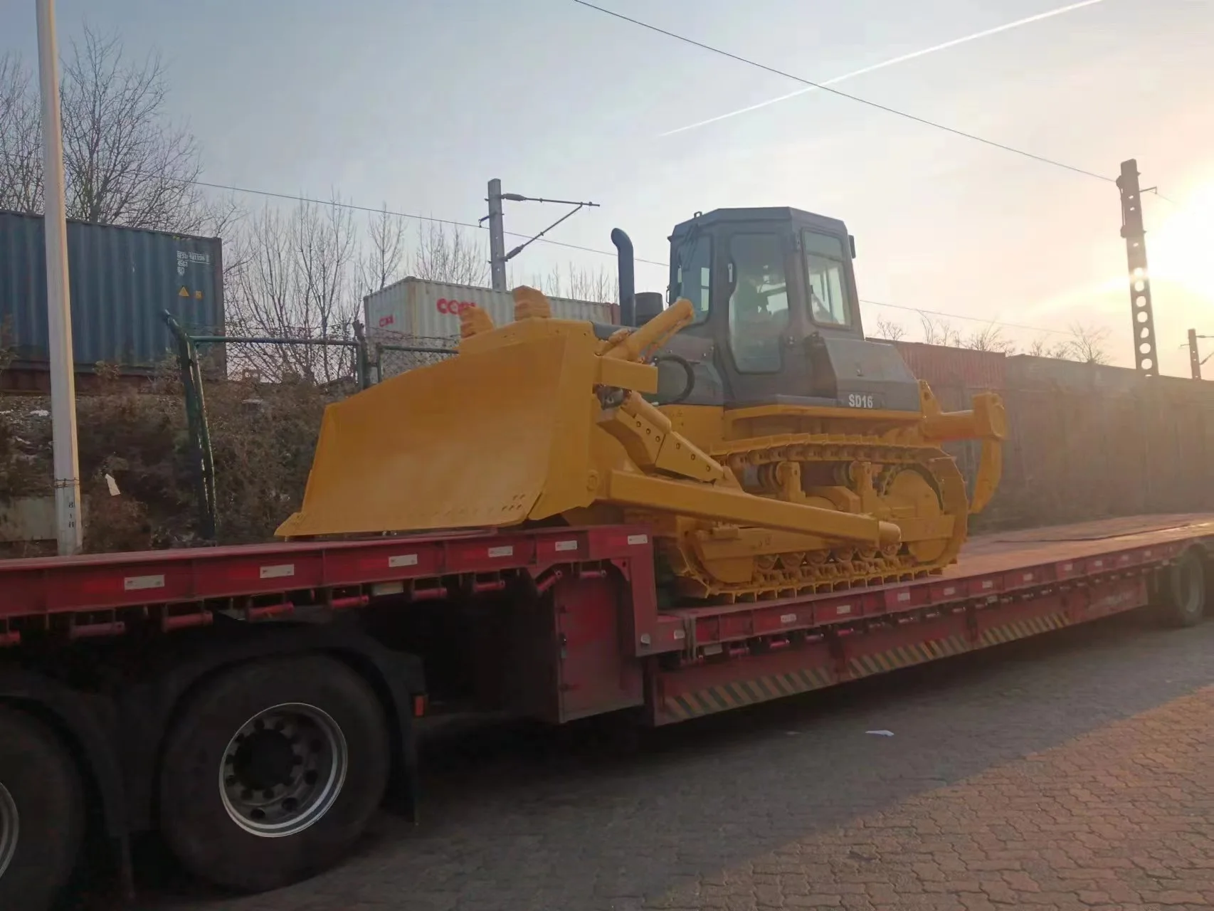 Bulldozer Machine 160HP Crawler Bulldozer SD16 Steering Clutch Bulldozer Semi-U Blade