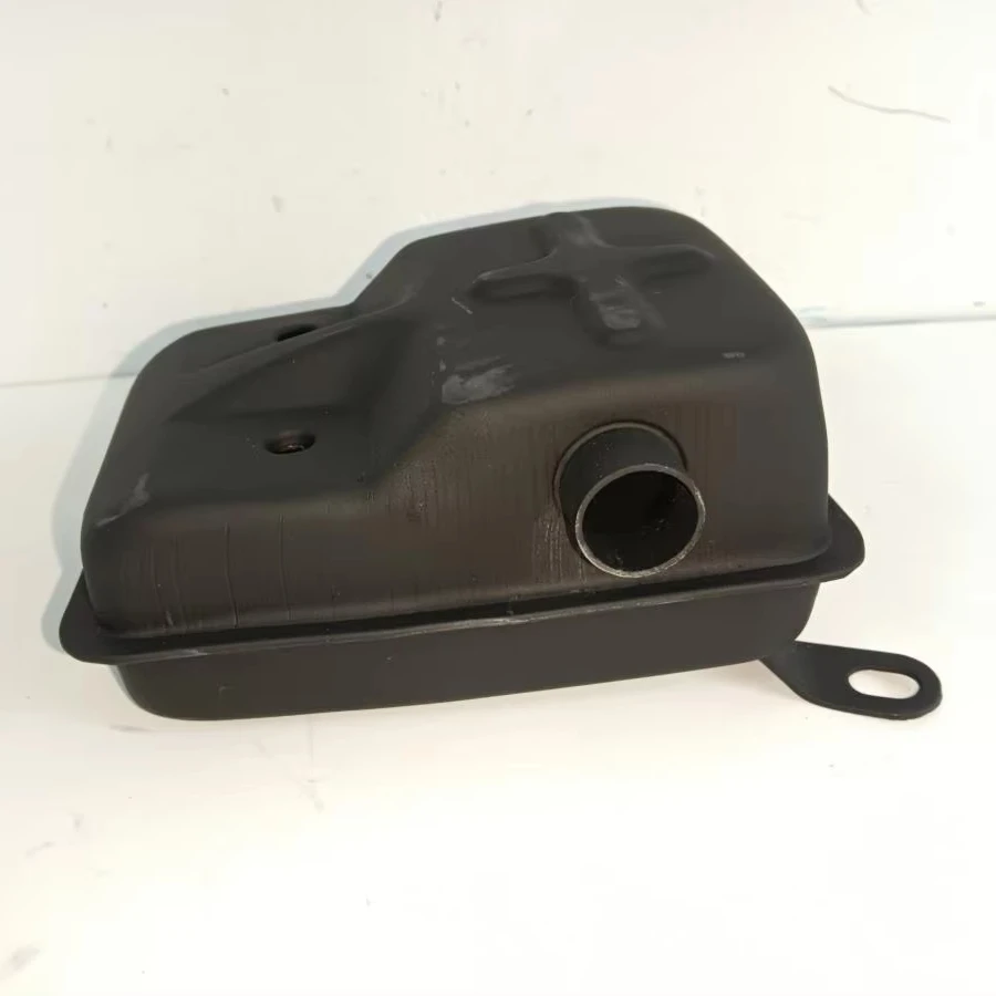 BC430/520 Muffler Assy Gasoline Engine Parts Muffler Brush Cutter Muffler Grass Trimmer Spare Parts