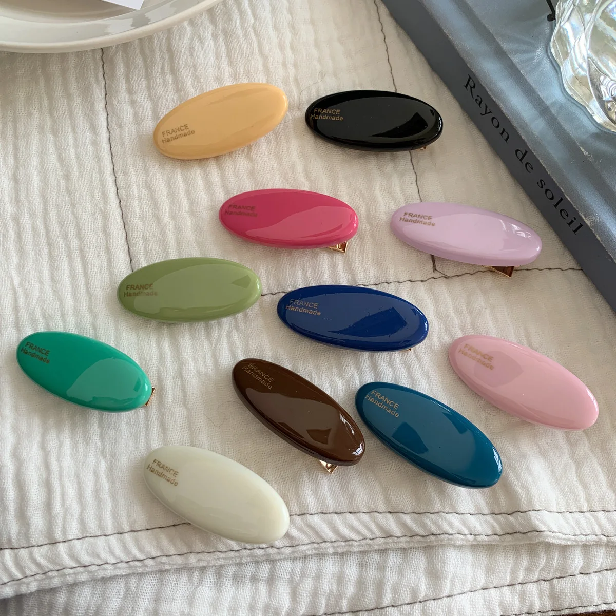 YANYE Ins Simple Spring And Summer Candy Color Oval Girl Baby Alligator Hair Accessories Hairpin Hair Clip