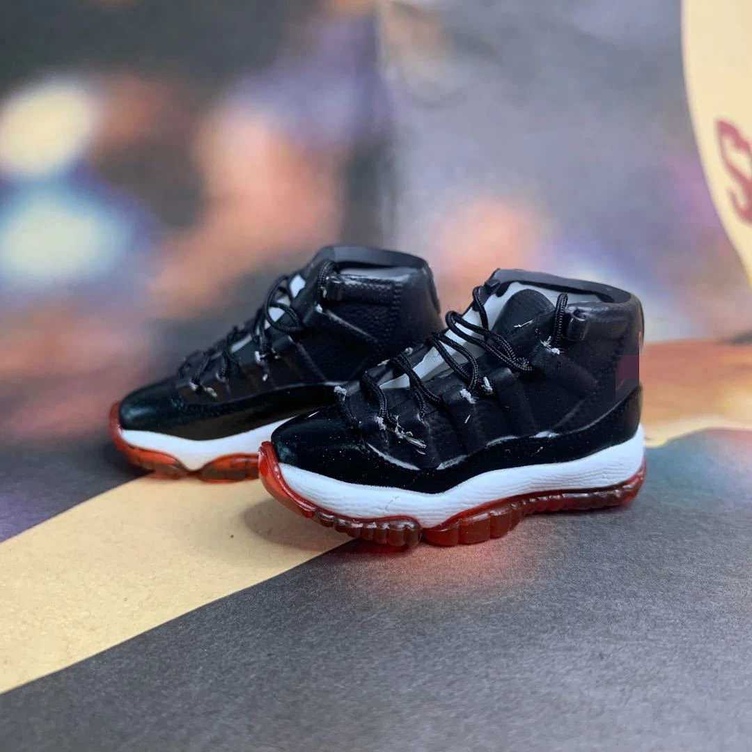 New arrival High quality fashionable dollhouse handmade miniature 1/6 bjd doll resin sport shoes mini sneaker for BJD dolls