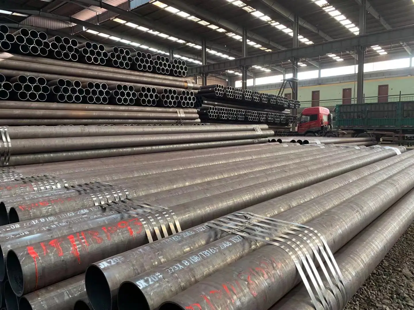 ASTM A106 Gr.B SCH40 Seamless Carbon Steel Pipe Hot Rolled Steel Pipe Price