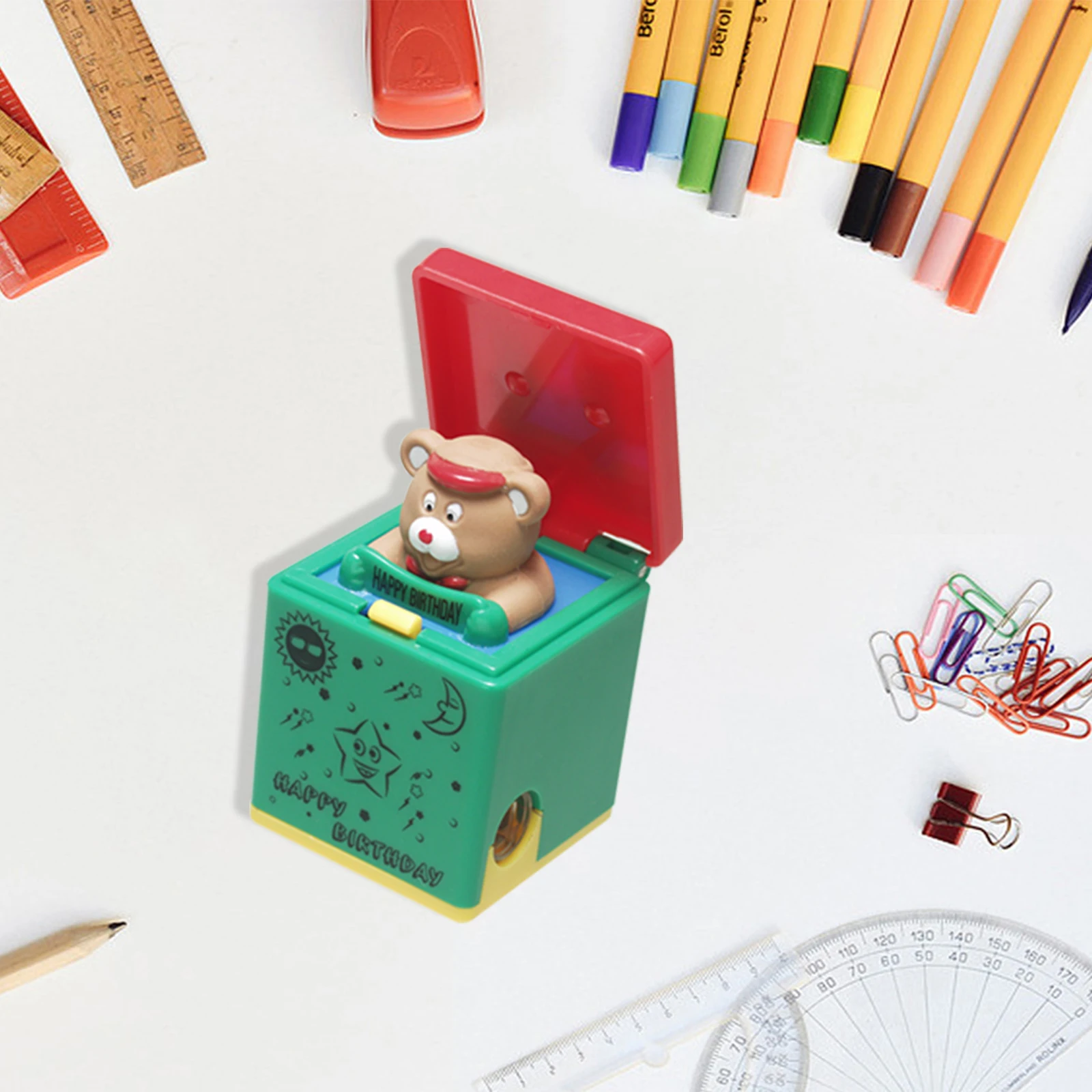 New AS00369 Bear Pencil Sharpener Novel Eyeliner Manual Single Birthday Gift Pencil Sharpener for  Student