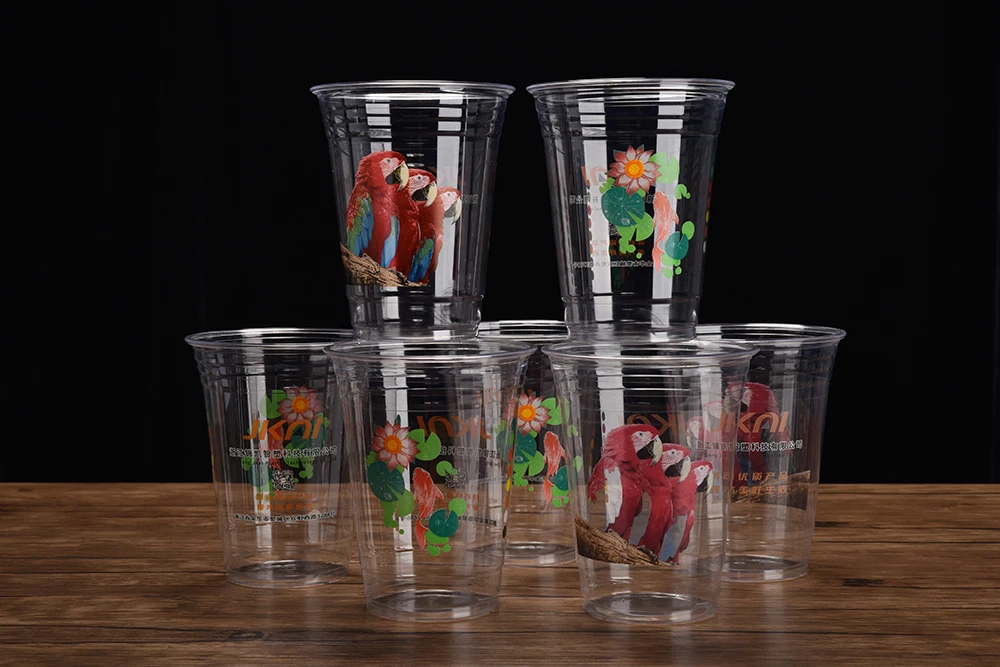 Заводская Лидер продаж изысканная печатная картинка индивидуальная одноразовая пластиковая чашка с крышкой сок кофе йогурт молочный чай для