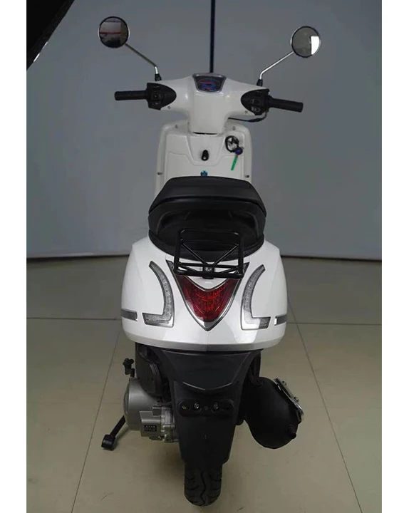 Hot Selling Cheap Price Fs 50 Cc 125cc Scooter Gas Powered  Scooter Motorcy epa eec clecertificate
