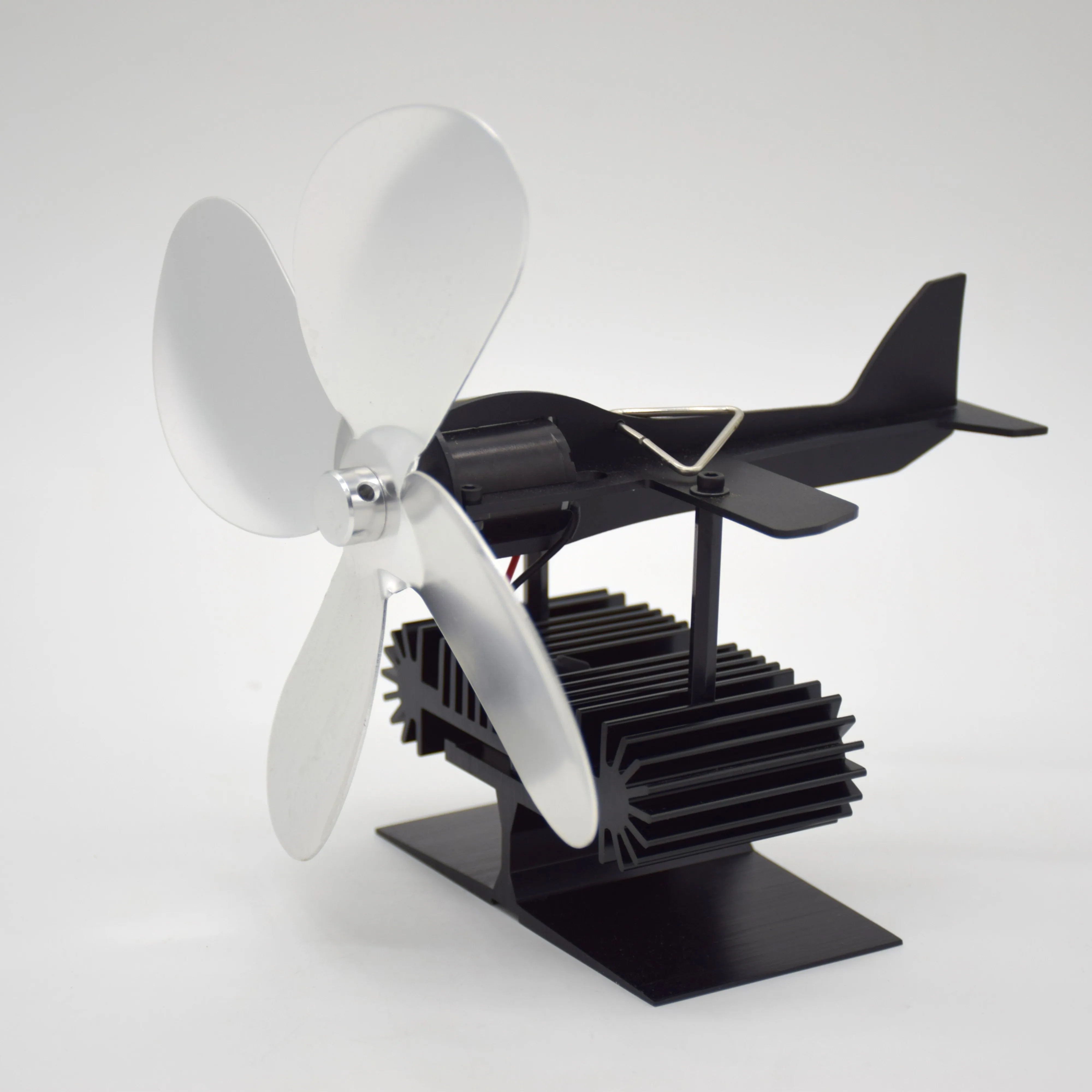 Apartment Villa Home 4-Blade Thermal Wood Stove Heater Fan Self-Heat Powered Fireplace Fan