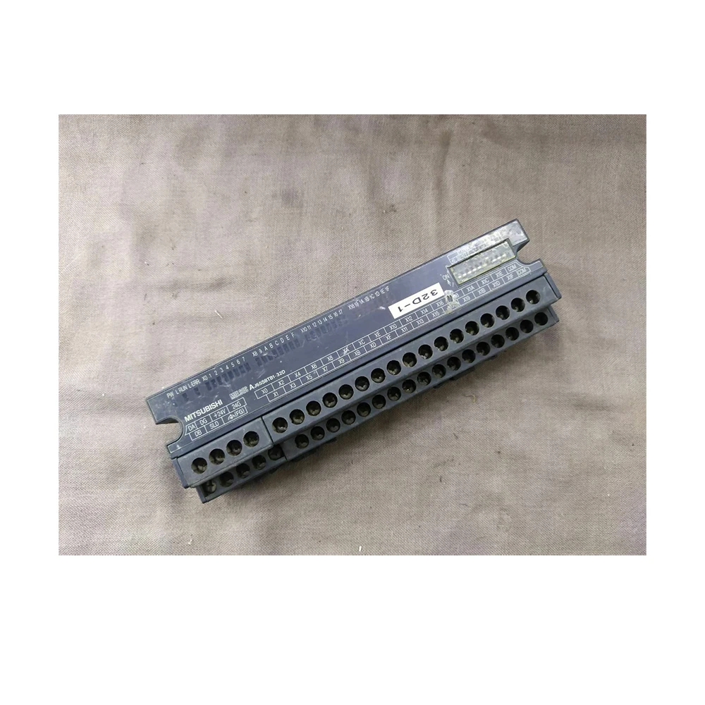 Module  Mitsubishi Melsec AJ 65 sbtb 1-32d 24v DC
