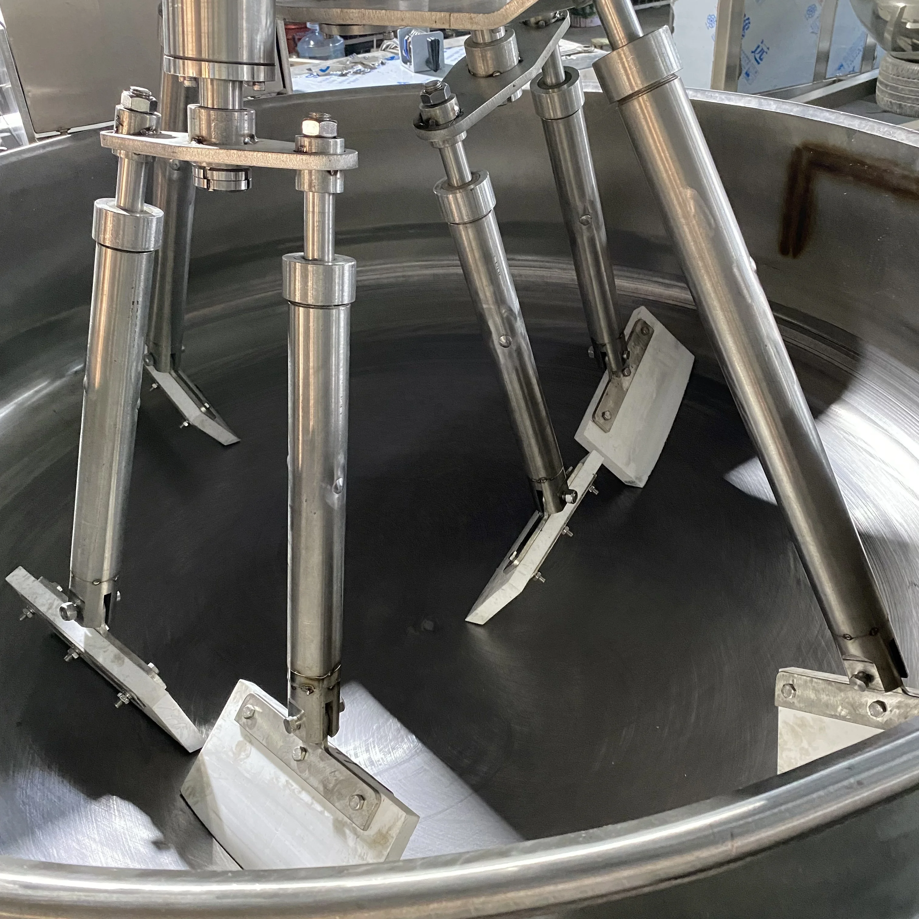 Industrial Multifunctional Vacuum Jacketed Kettle Sugar Syrup Boiler Machine Automatic  Industrial Cooking Pot With  Stirrer