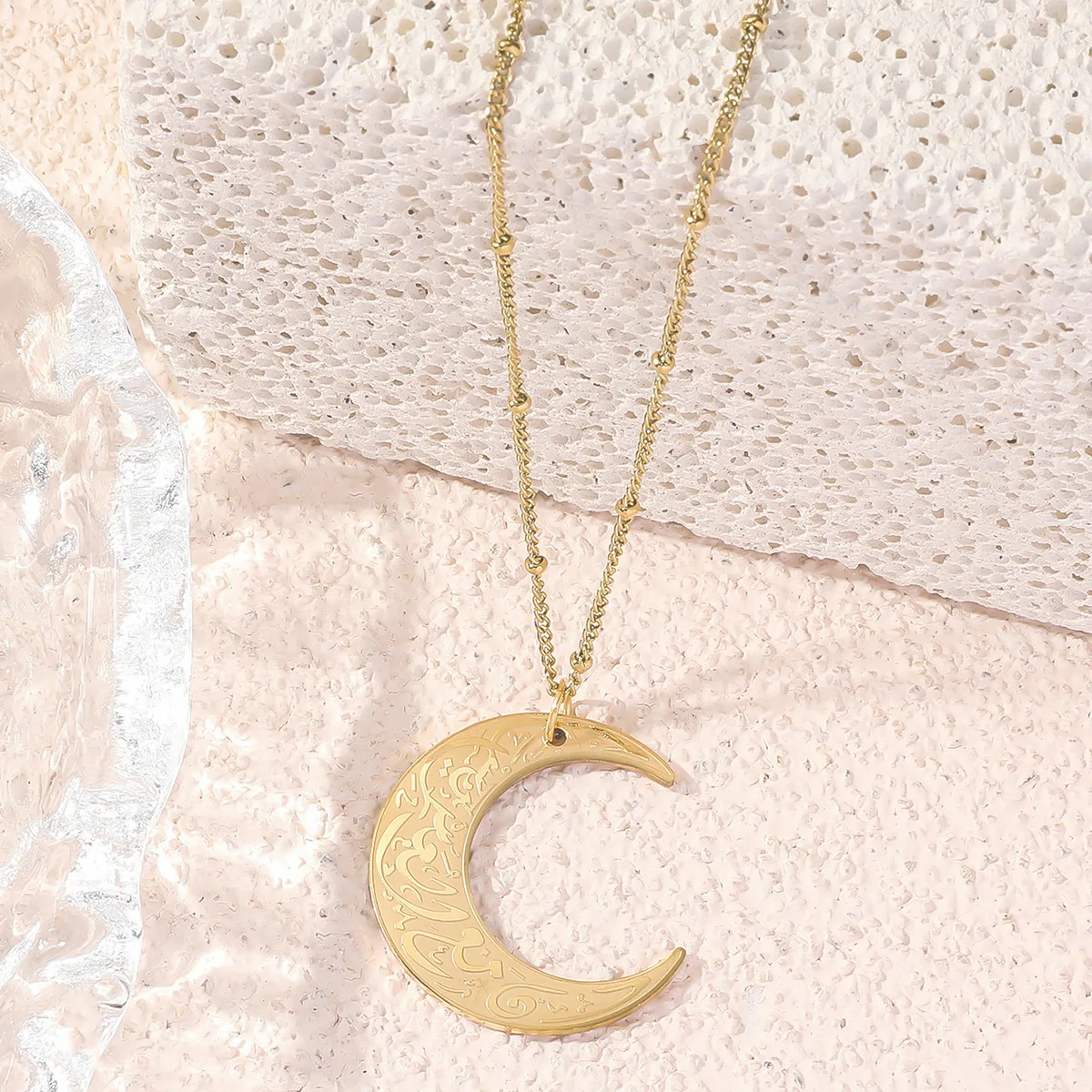 Stainless Steel Religious Islamic Muslim Religious Totem Koran Allah Carved Font Text Pendant Arabic Word Moon Pendant Necklace