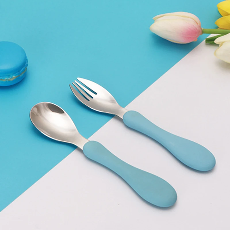 Plastic case with silicone hot handle holder  stainless steel fork and spoon cutlery  set easy  to carry
