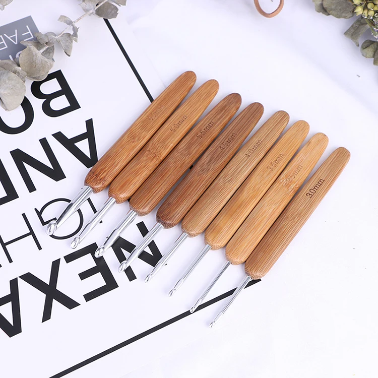 Hand Knitting Tool Round Head Carbonized Crochet Bamboo Crochet Hook Gold Silver Bamboo Handle Crochet Yarn Crochet Single