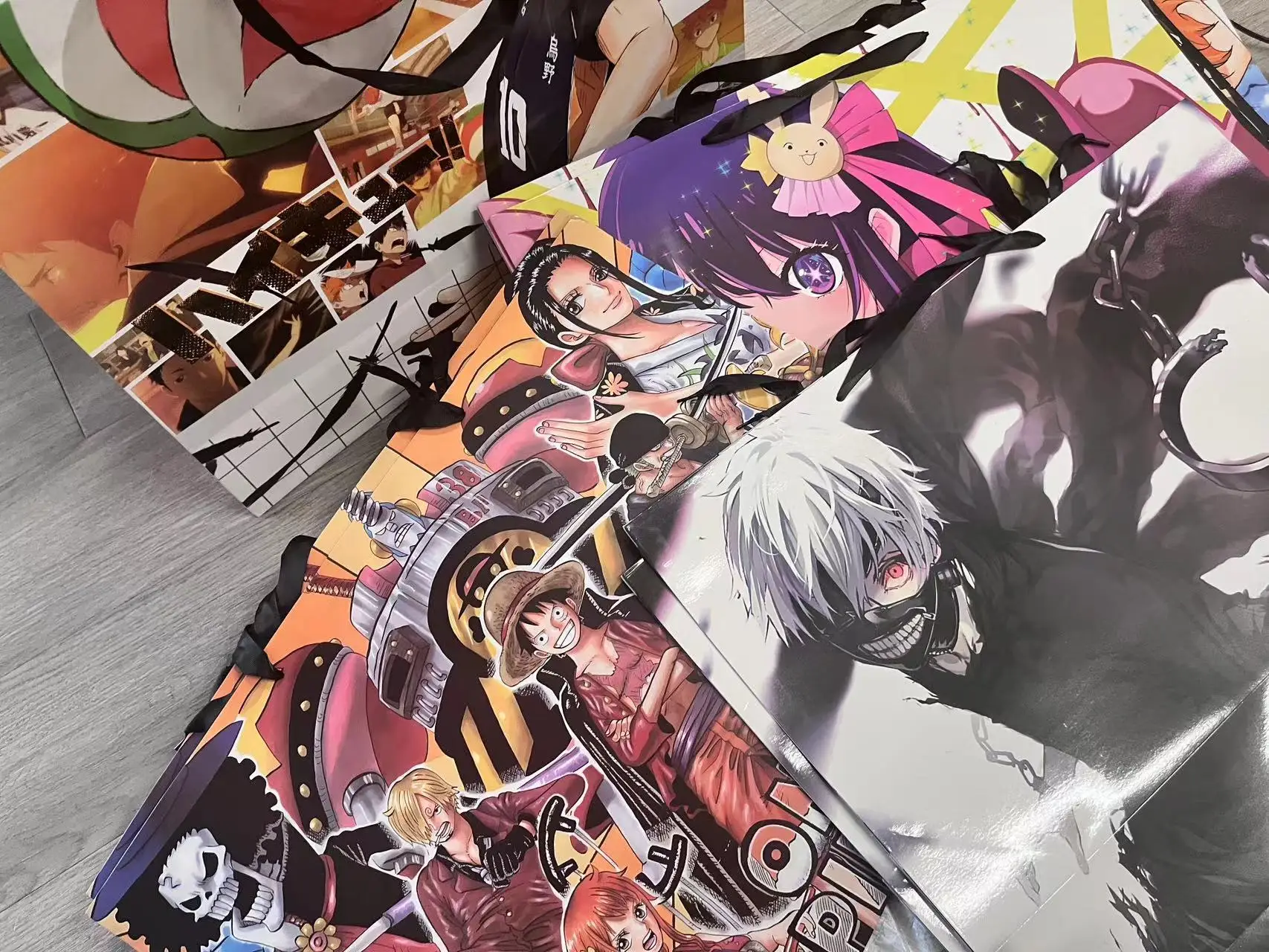 60*44*18cm White Cardboard One pieces Demon Slayers Jujutsu Kaisen Anime Gift Paper Bags