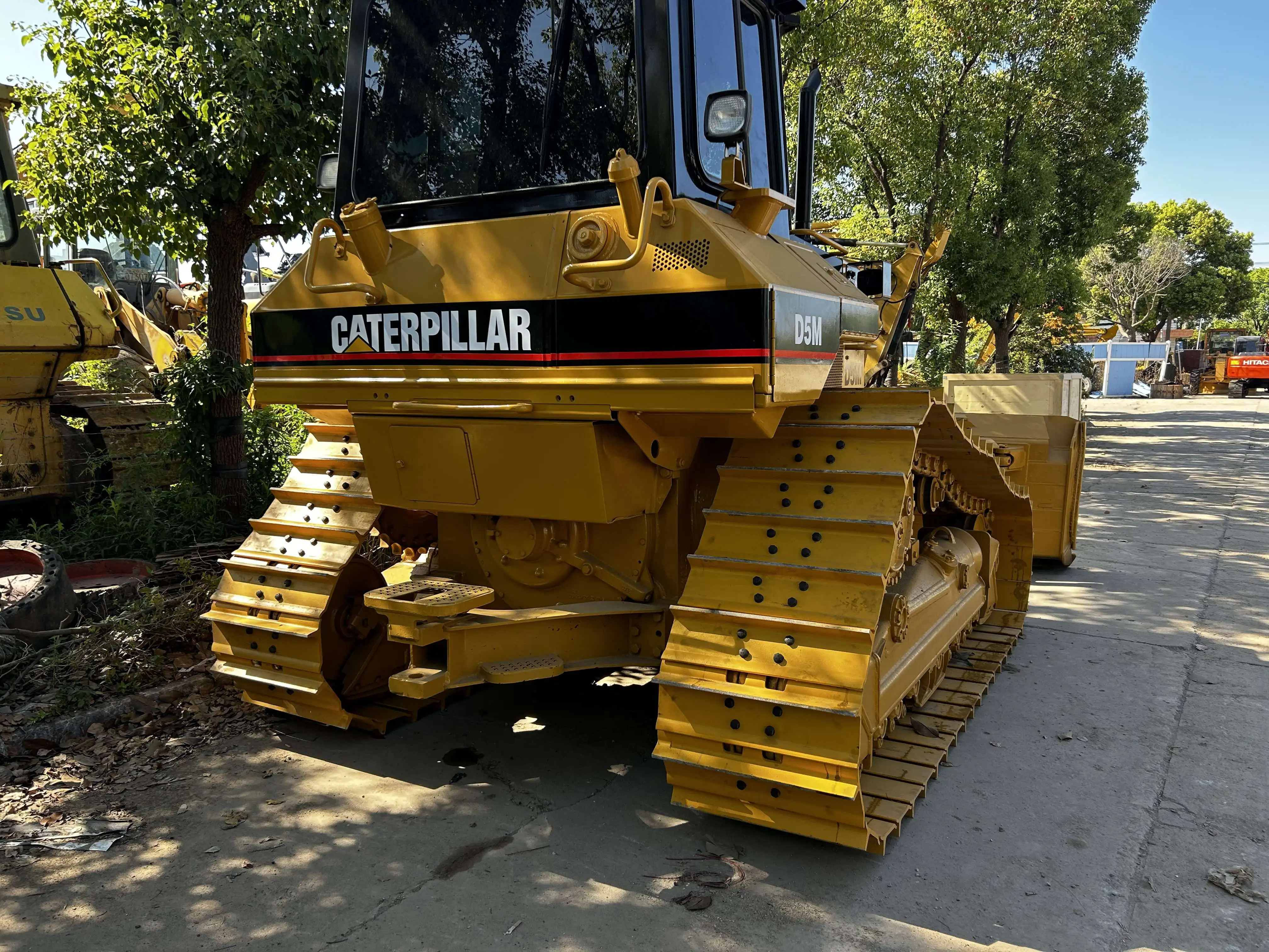 Подержанный Caterpillar сертифицированный подержанный погрузчик для кошек бульдозер дорожный роликовый грейдер вилочный кран землеройный резиновый трек