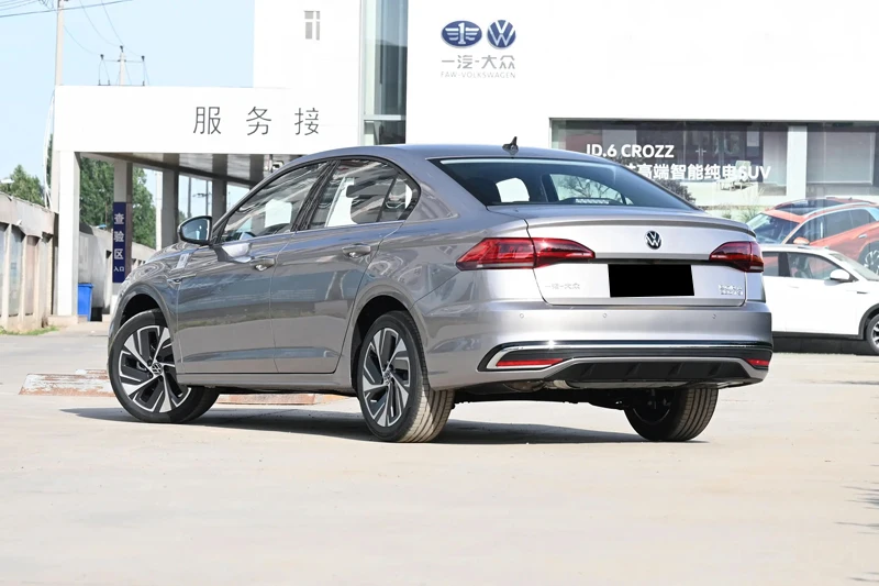 VW Bora 200TSI DSG Pro R17 200 км/ч 1 2 т 116hp 4-дверный 5-местный 7-ступенчатый двухтактный бензиновый автомобиль для Volkswagen