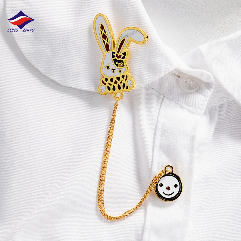 Longzhiyu 15 Years Factory Custom Cartoon Lapel Pins Gold Plating Chain Brooches Metal Shirt Badges Brooch Pins