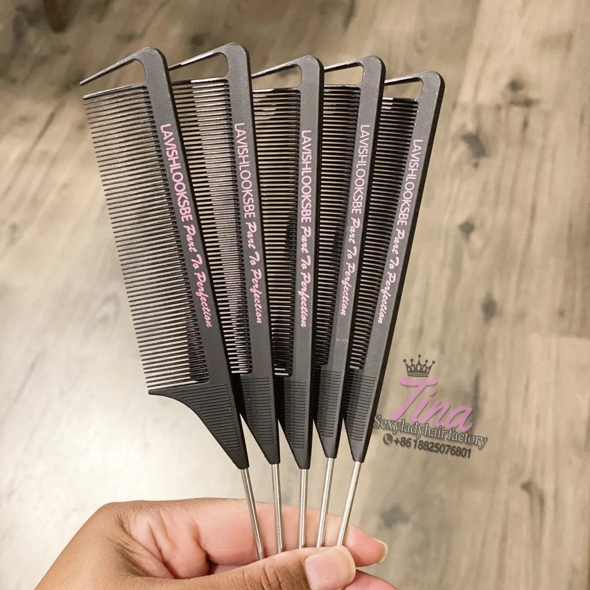 2023 hard Plastic Hair Detangler Brush comb Detangling Hair edge Brush Combs Low Price hair parting comb