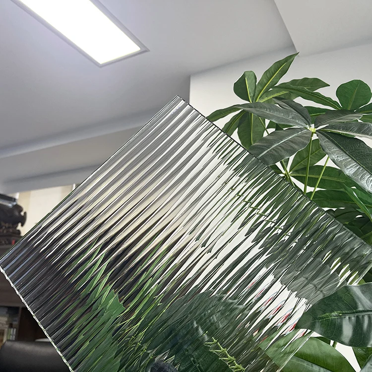 Decorative Textured Glass 8mm 10mm 12mm 4mm Fluted Low Iron Corrugated Moru Pattern Glass