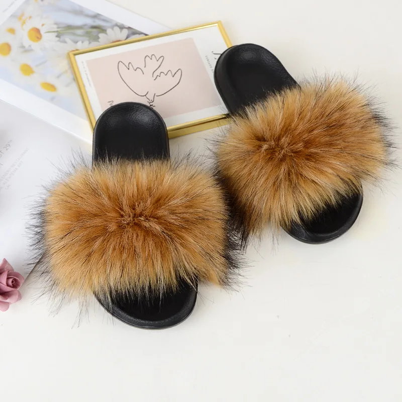 2021 spring and summer artificial raccoon fur home slippers beautiful spring fluffy soft fox fur and raccoon fur slippers