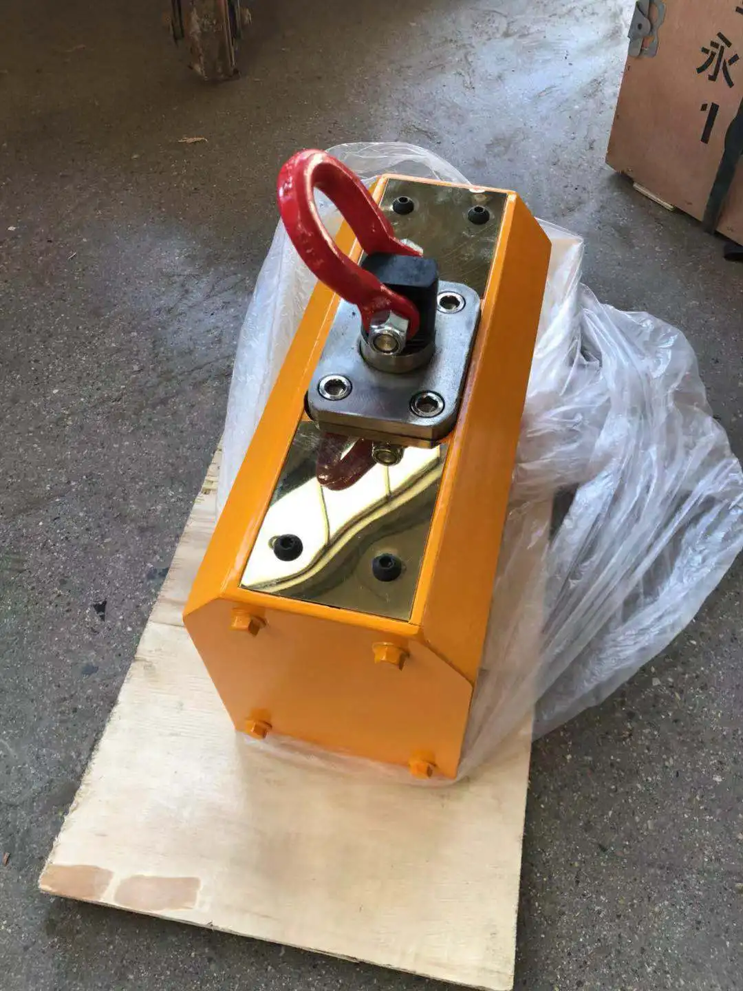 industrial lifting magnets magnet lifting device  magnetic plate lifter