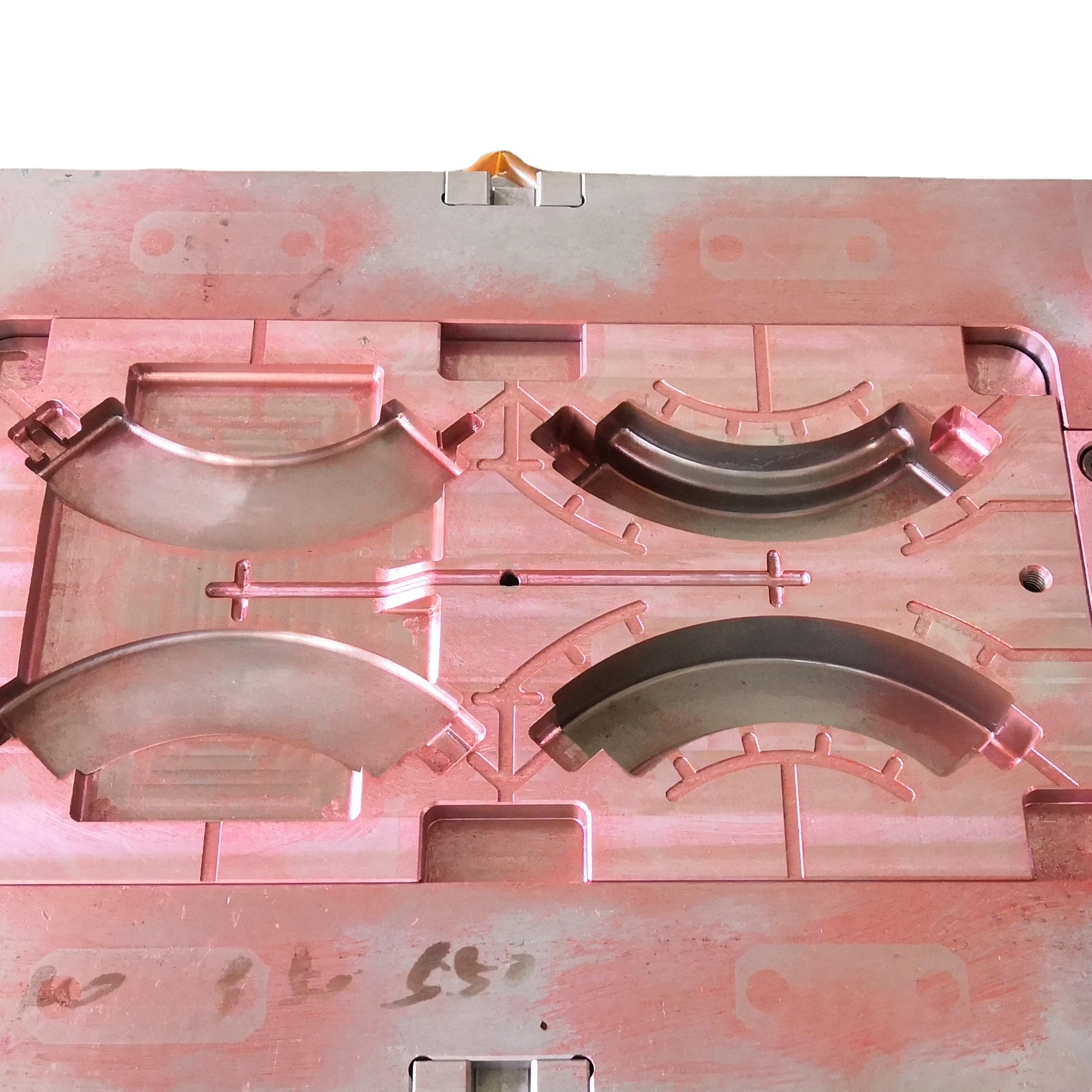 Изготовленные на заказ высокоточные пластиковые пресс-формы для литья под давлением от производителя пресс-форм для завода