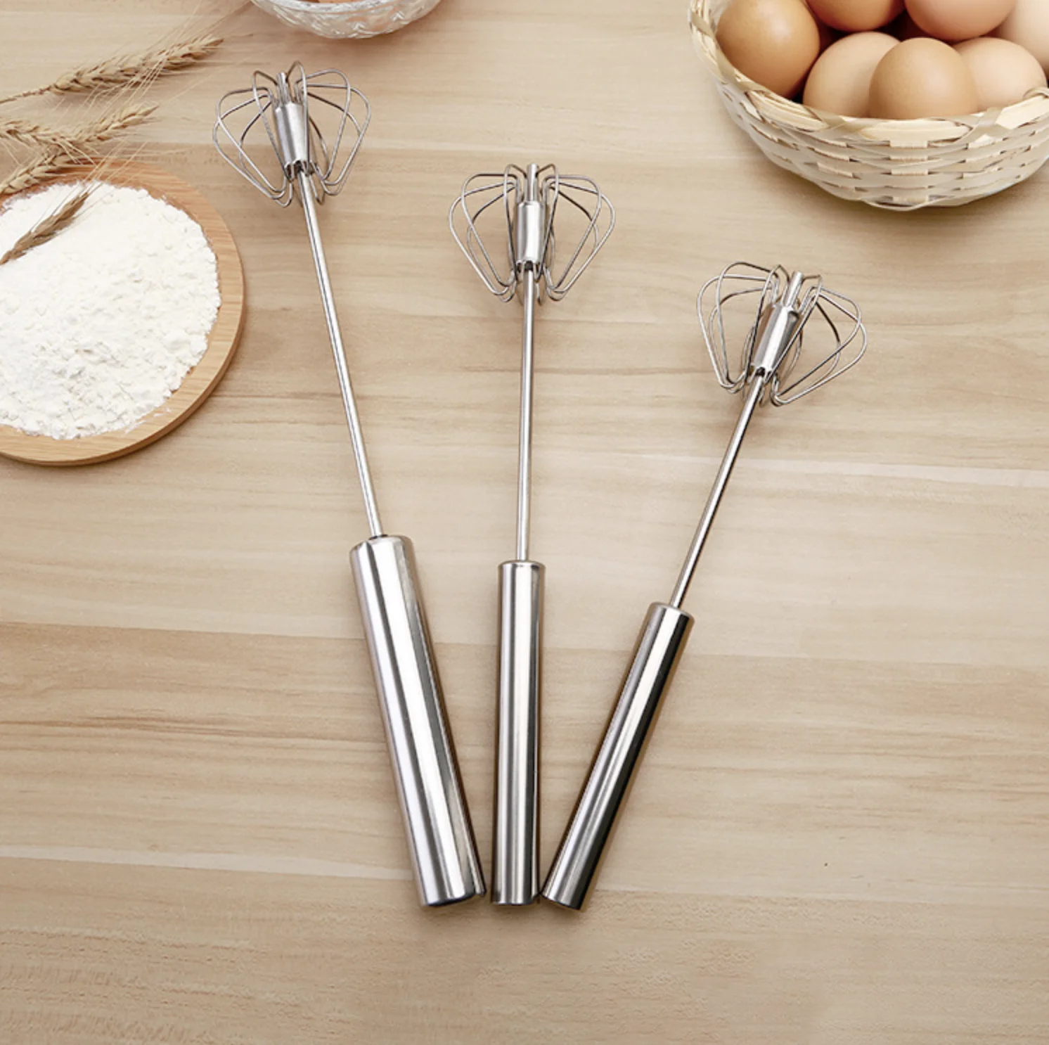 Semi-automatic Egg Beater Stainless Steel Egg Whisk Manual Hand Mixer Self Turning Stirrer Kitchen Accessories Egg Tools