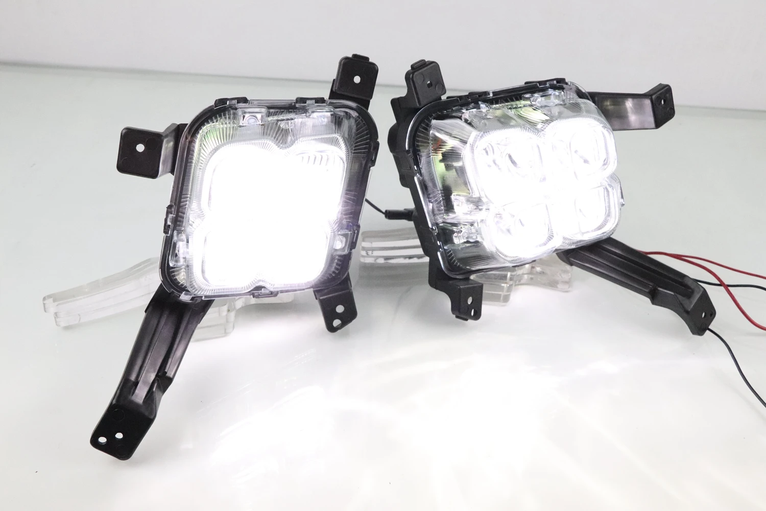 HSD-23010 Auto Parts Glossy Car Daytime Running Light Led Front Fog Lamp Black Bezel 4 Eyes Drl 12V fits for kia sorento drl