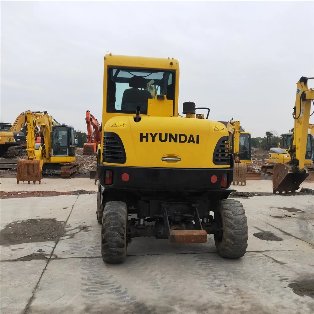 Б/у Hyundaii мини колесный экскаватор R60W-7 гидравлический машина малая конструкция ландшафтного дизайна машины 6 тонн Багер мини-экскаватор