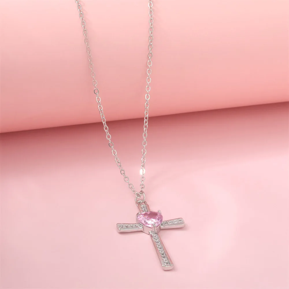 New Popular Heart Shaped Cross Item Light Luxury High End Cool And Tasteless Style Zirconia Sparkling Diamond Collarbone Choker