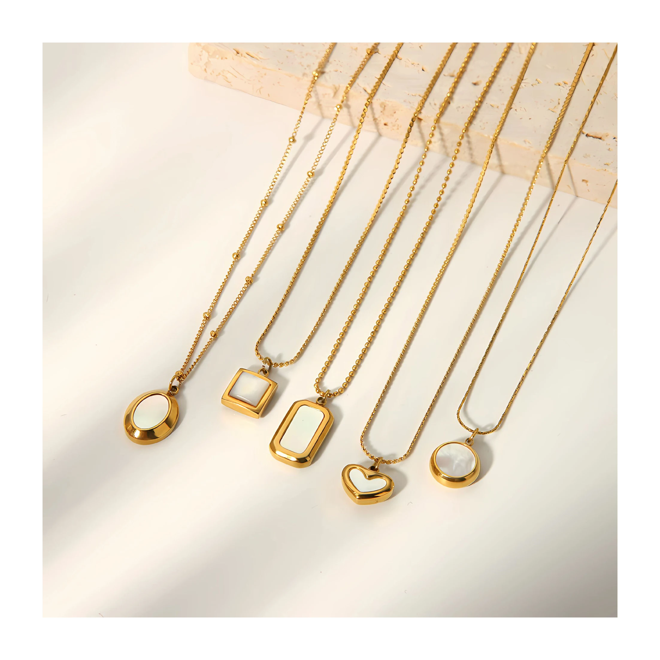 ERESI Minimalist 18K Gold Stainless Steel Chain Choker Necklace Jewelry Heart Love White Shell Pendant Necklace For Women