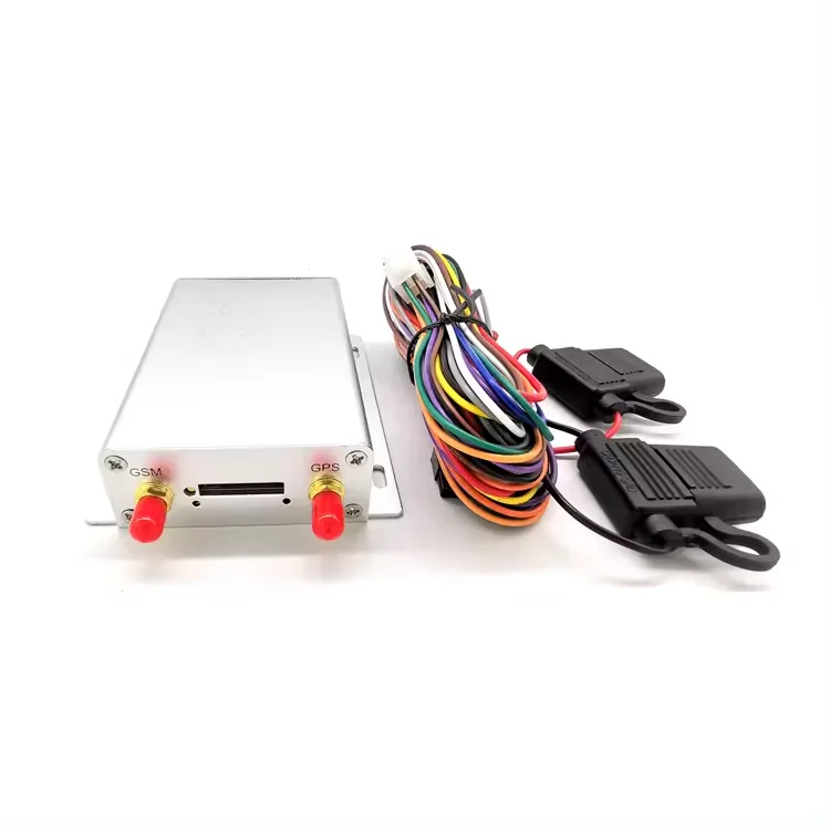 Multi-Function GPS Tracking Device Temperature Fuel Sensor Function GPS Tracker For Vehicle