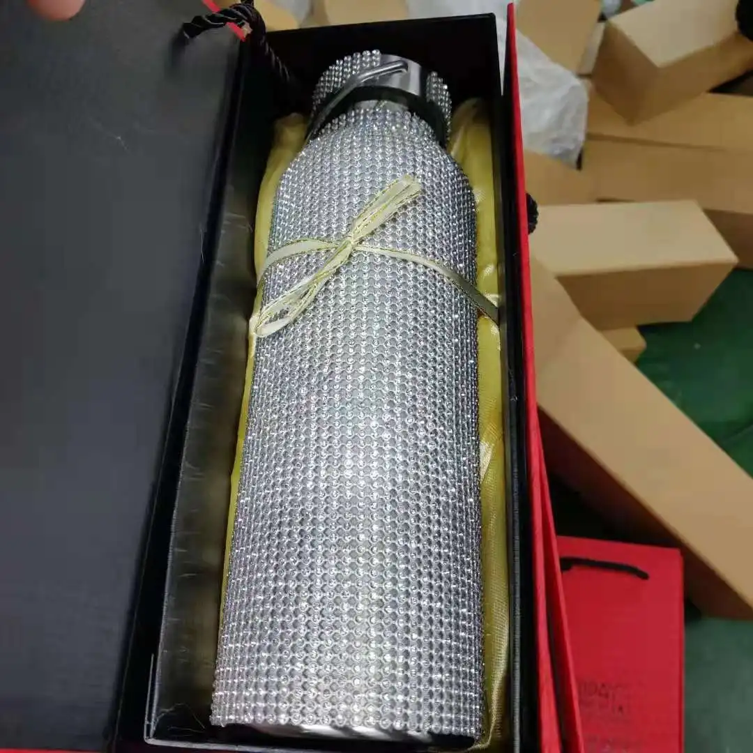 Fles со стразами Новинка роскошный дизайн утепленная тренажерный зал многоразовые тепловые чай quare нержавеющая сталь портативный Питьевая бутылка для