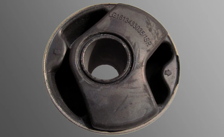 SINOTRUK HOWO LIGHT TRUCK Original  spare parts rubber bushing anti vibration