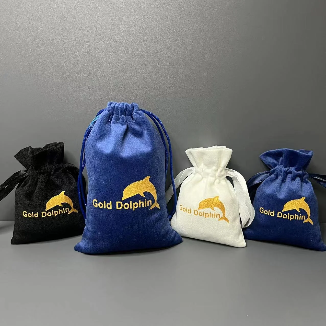 Luxury Logo bracelet jewelry make up cosmetic packaging gift Drawstring Bag Custom printed flannel velvet bag Velvet Pouch