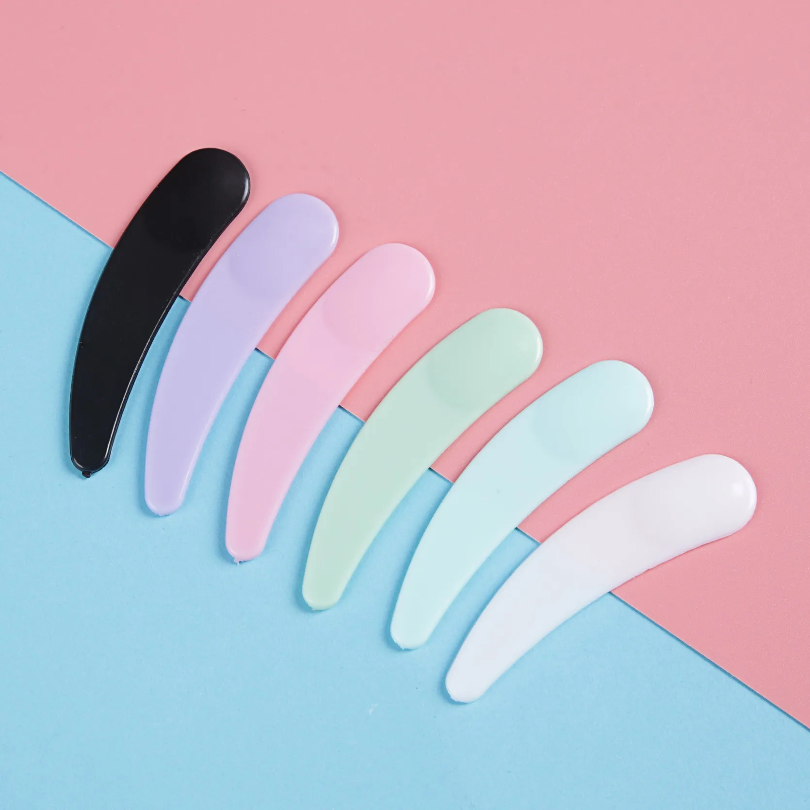 Wholesale In Stock Disposable Plastic 6cm Private label custom logo Small Makeup Scoop for Eye Cream lip blam spoon