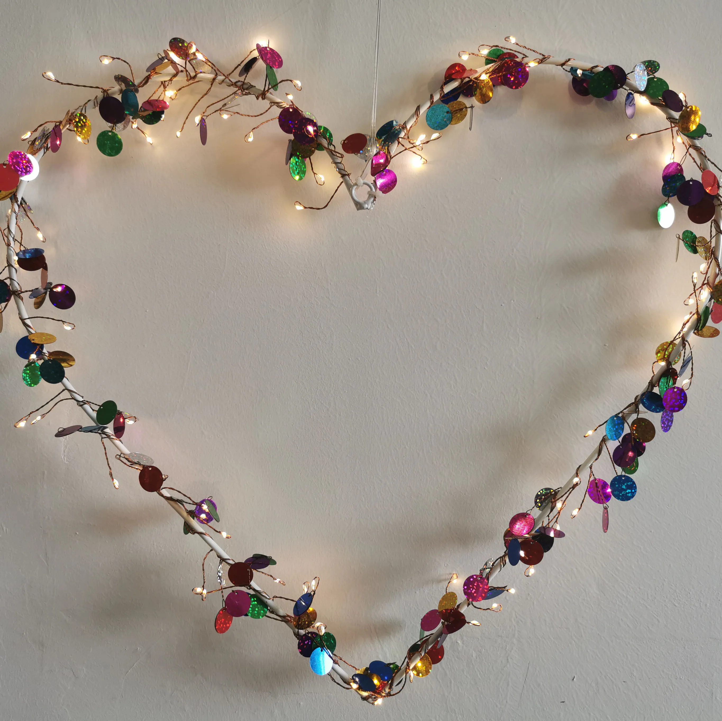 Hot Sale Four Colors 108 Love Tablets Shape Ourdoor String Lights For Wedding Decoration