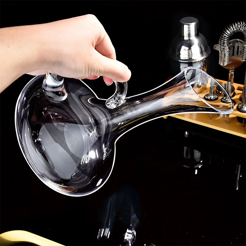 Elegant Lead-Free Crystal Glass Wine Dispenser Decanter with Modern Candle Holder Quality Transparent round Bottle for Parties