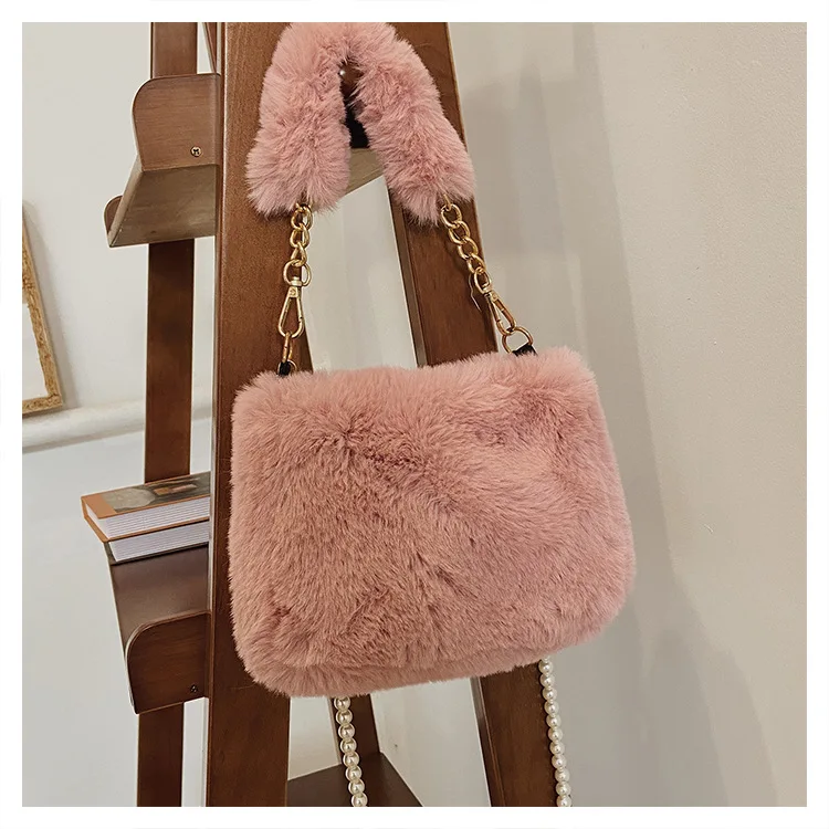 Winter shoulder bag metal chain strap  women sling messenger Black Friday sale fluffy crossbody bag