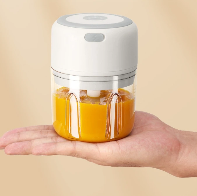 Rechargeable Vegetable Chopper Blender Electric Garlic Chopper Portable Cordless Mini Food Processor