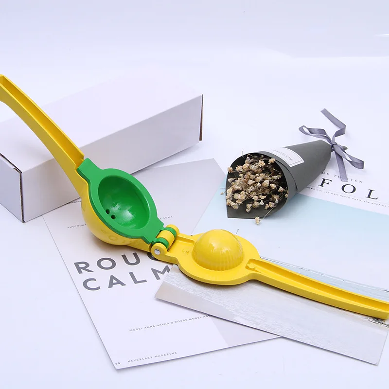 Grape Strawberry Juicer Kiwi Lemon Squeezer Kitchen Tool