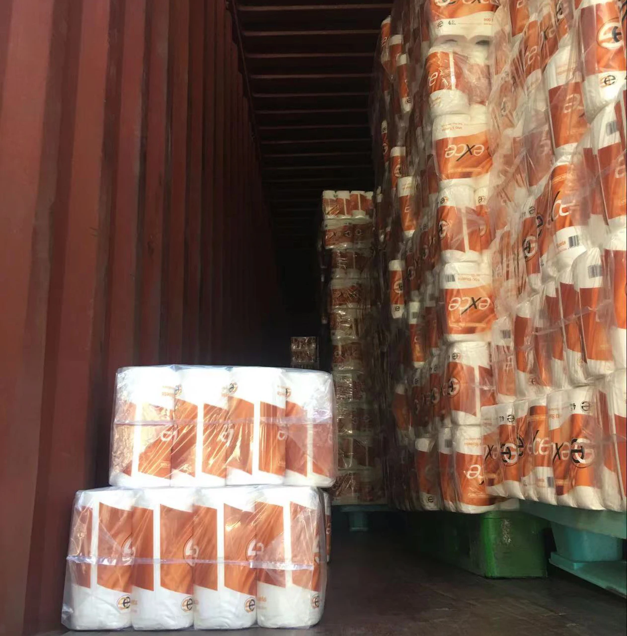 Bluk Tissue Paper Roll 100% Virgin Pulp Factory Direct Sales Diaper Raw Material Jumbo