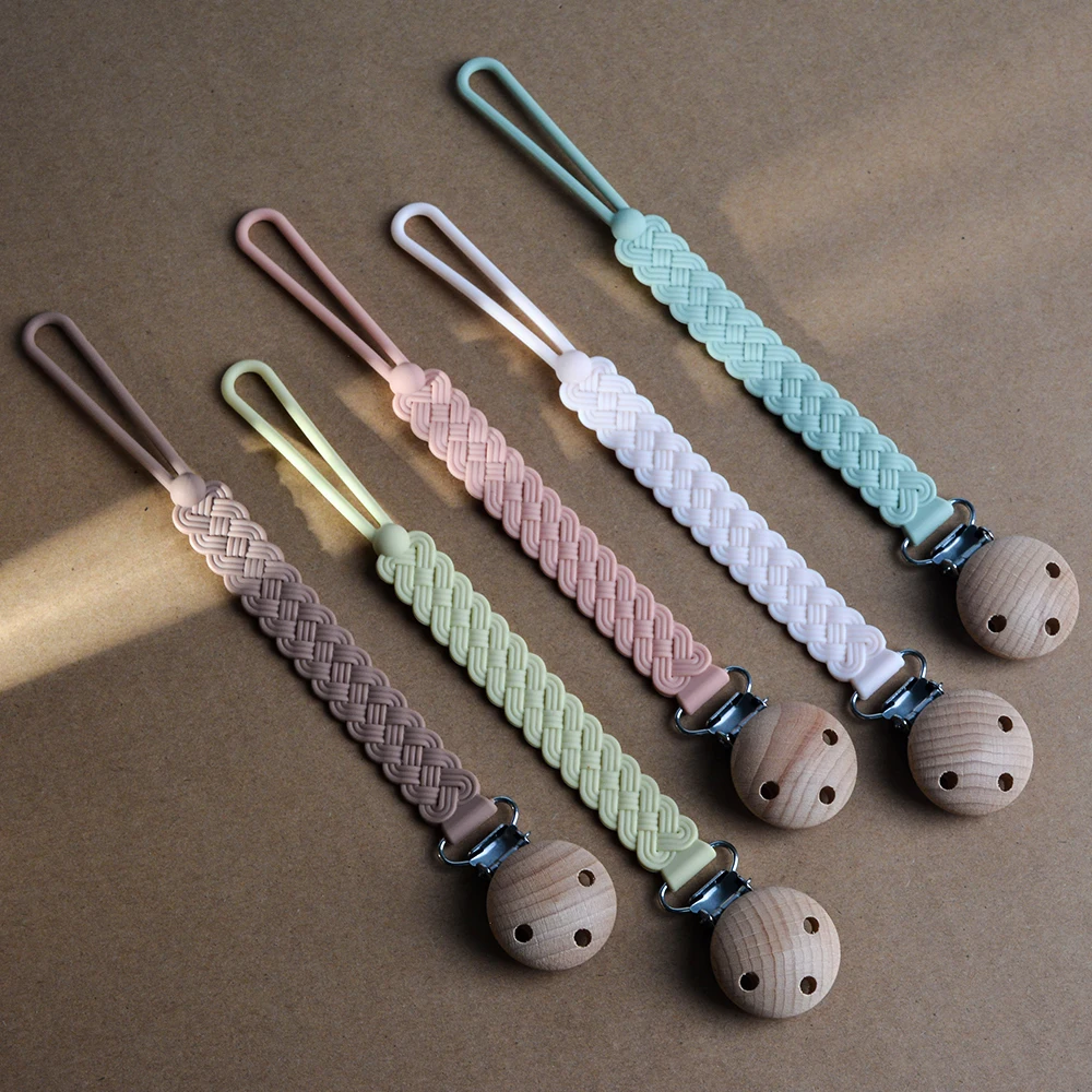 New Design Wholesale BPA Free Pacifier Metal Clip Soother Chain Silicone Teething Baby Pacifier Wooden Clips for Kids