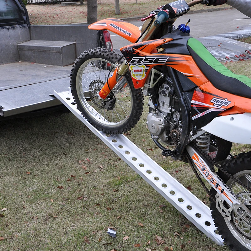 Portable truck bed motorcycle bicycle loading bay ramp for vehicle