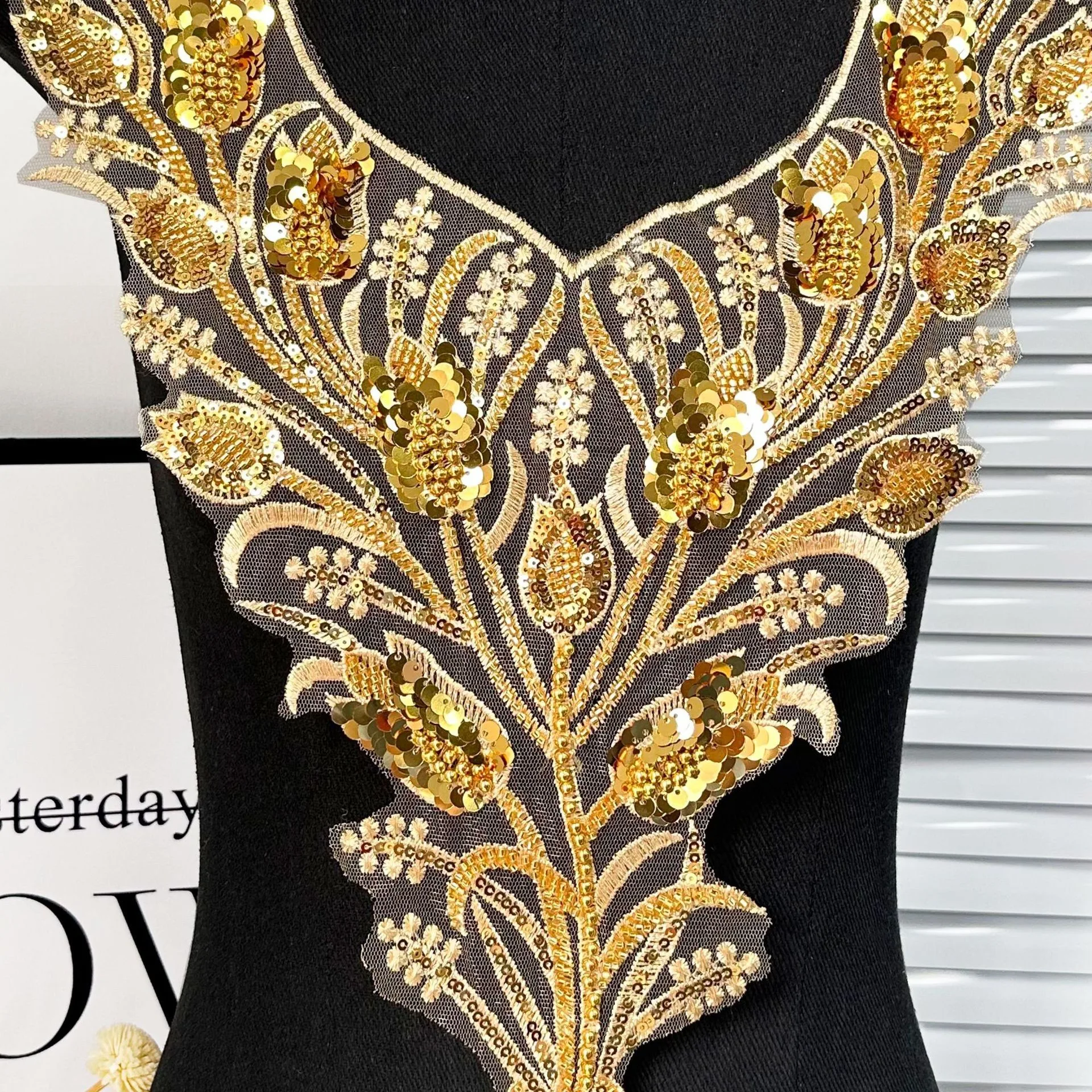 Do-It-Yourself Wedding Dress Performance Collar Rhinestone Bead Sequin Embellished Hand Sewn Lace Flower Sticker Clothing