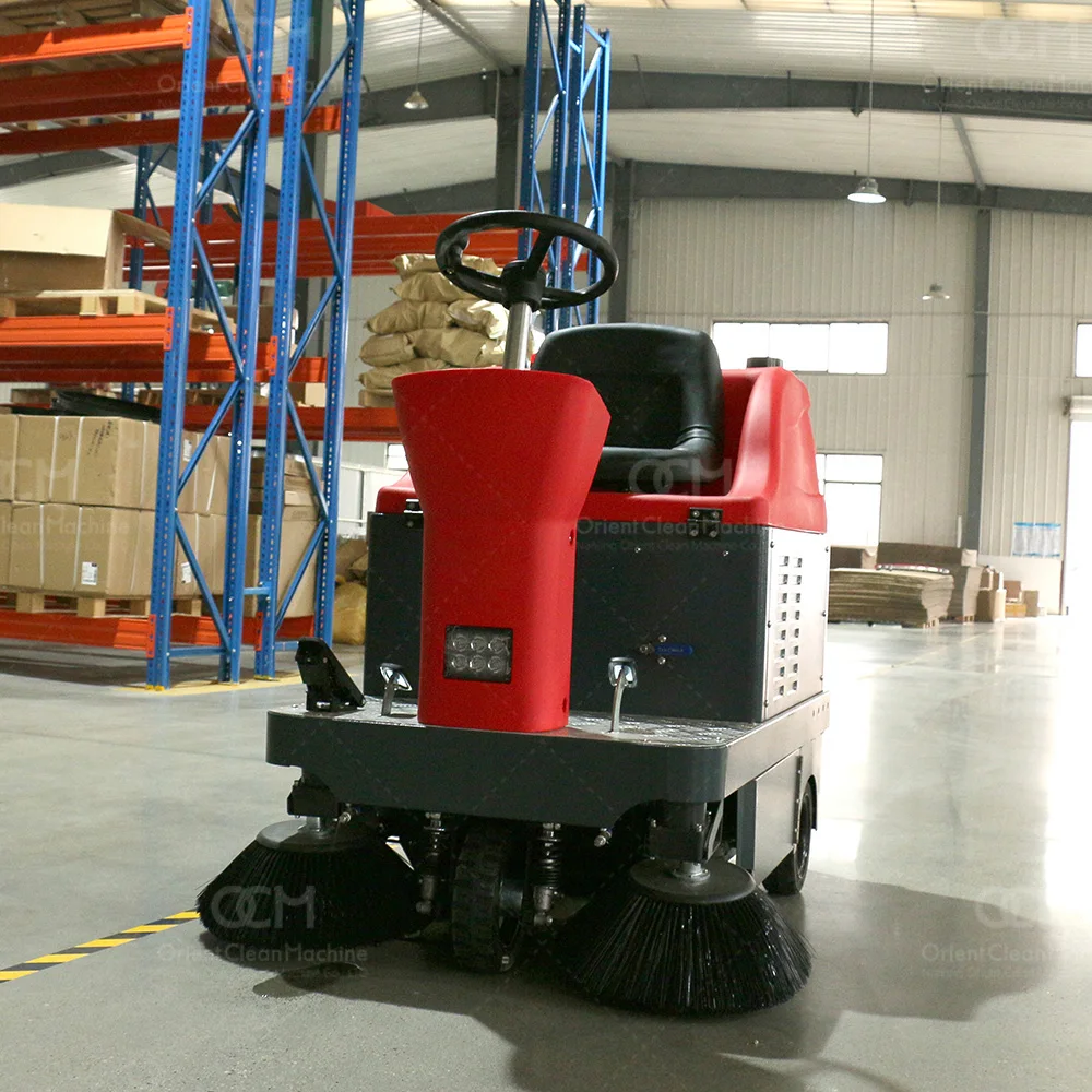 OCM-C1250 Best quality electric driving dust sweeper street sweeper machine ride on floor cleaning machine