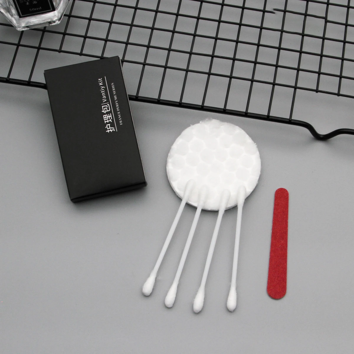 Low factory price 5 star hotel amenities sets list customized for airbnb