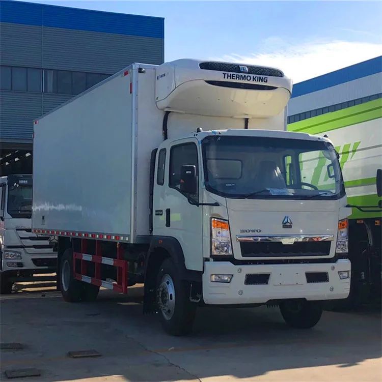 10 тонн SINOTRUK HOWO 4x2 Холодильный фургон с термоморозильным блоком