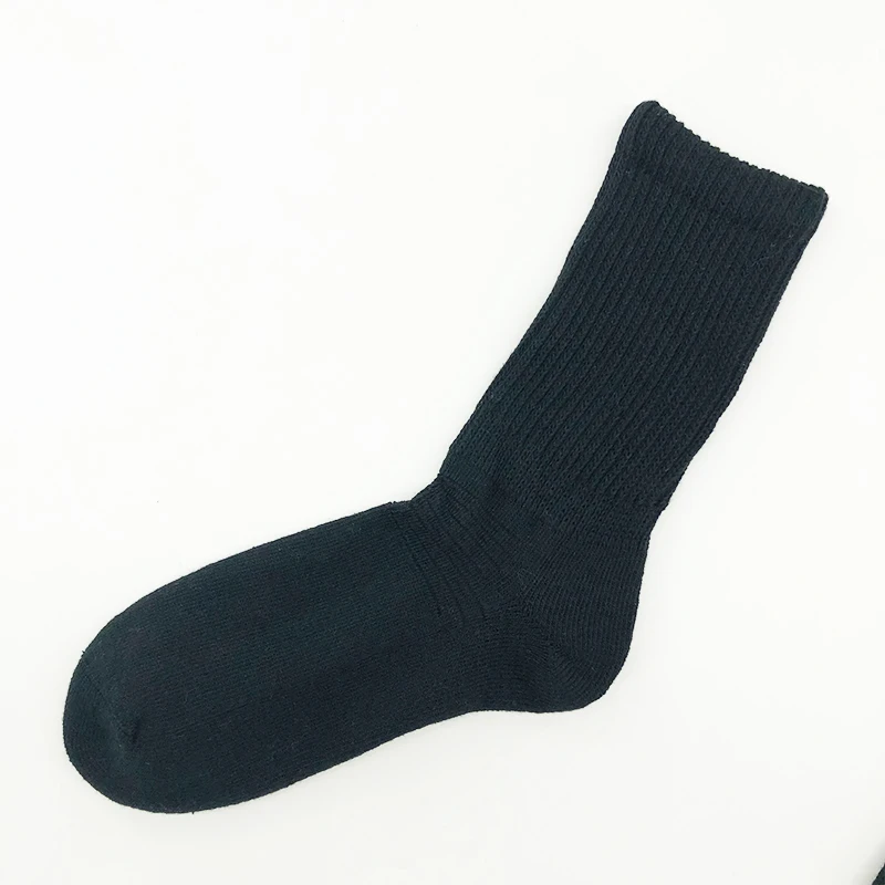 China Manufacturer High Quality  All Season Quickly Dry  Comfortable Cotton Unisex Crew Socks For Diabetic