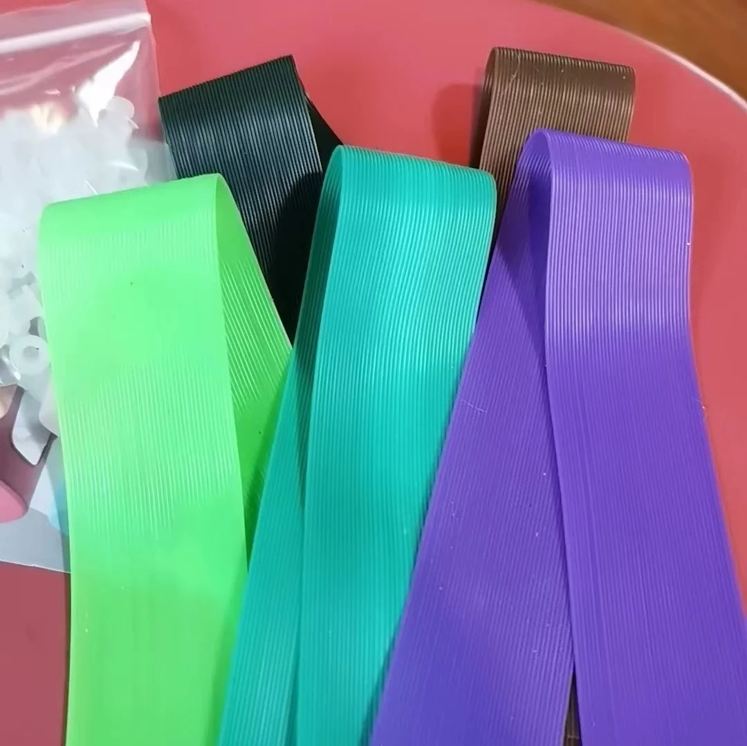 Fishing accessories  Silicone skirts Fishing Lure Rubber legs Grizzly Barred Rubber Legs crazy Legs 0.08mm 44rods