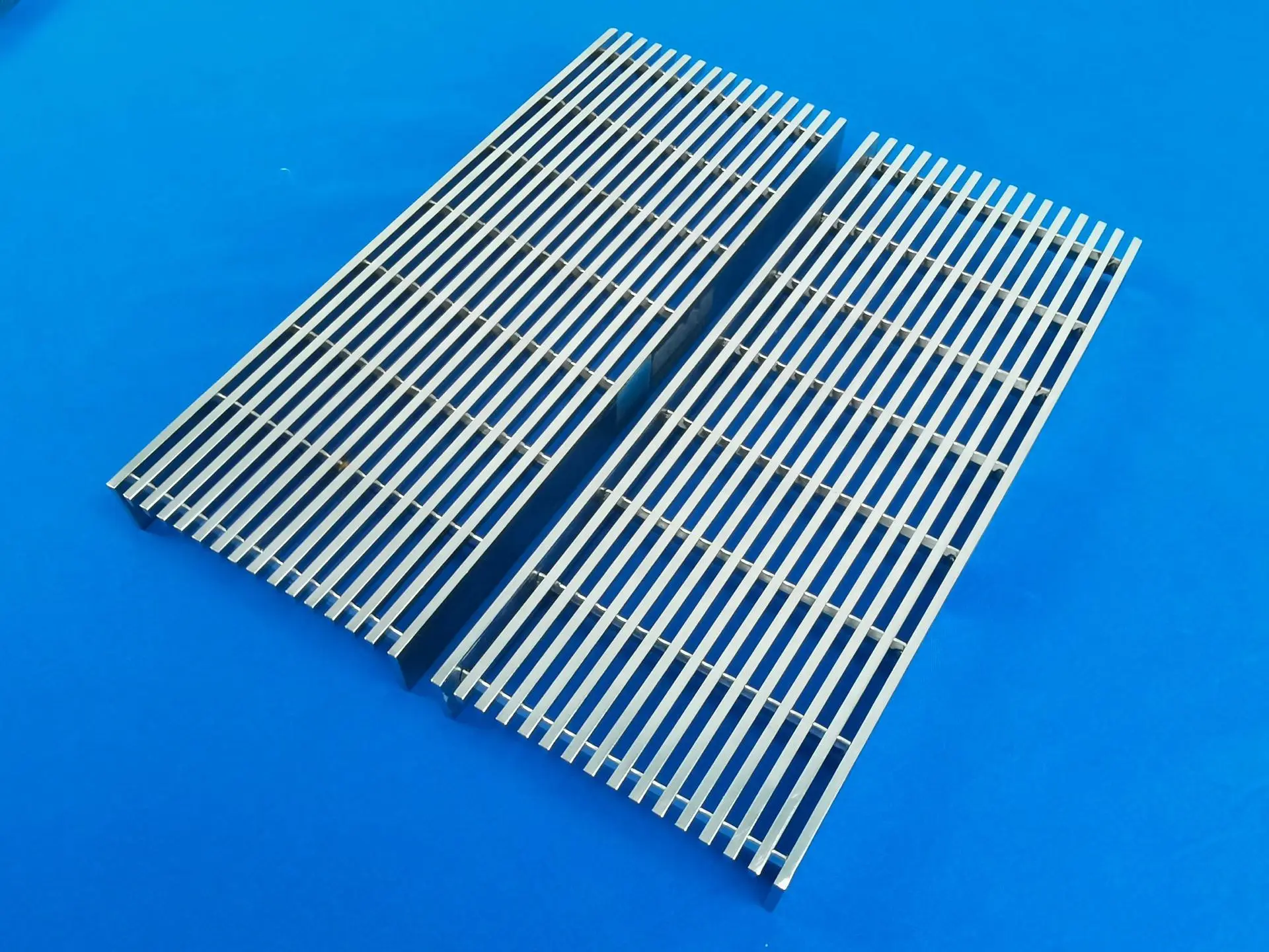 Heavy Duty Stainless Steel Grating for Building Walkways Ss 304 316 Stainless Steel Grating for Swimming Pool