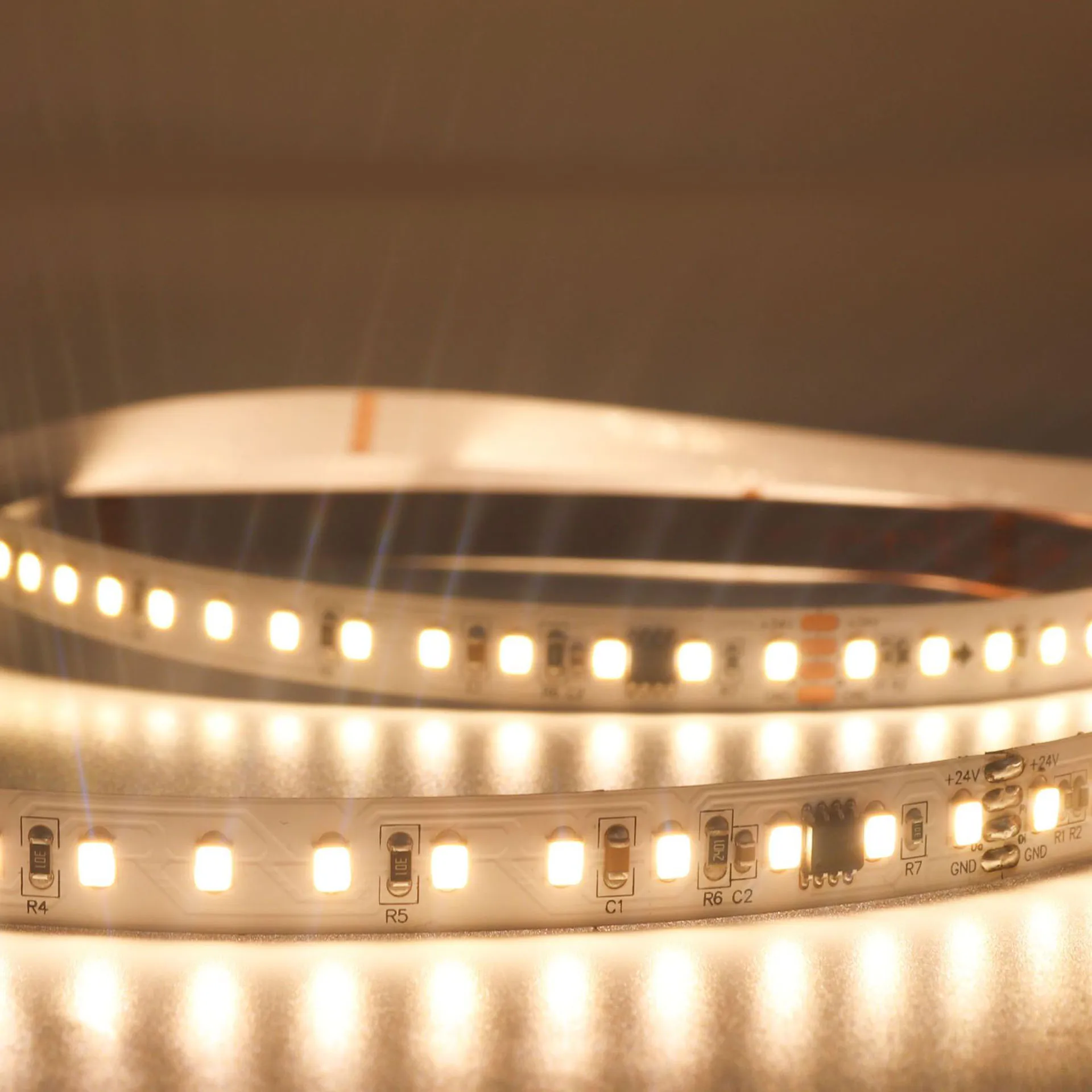 Светодиодные полосы подсветки телевизора Dc24V Rgb комплект светодиодных лент Волшебные Гибкие водонепроницаемые уличные смарт-2835 Smd Ip65 светодиодные